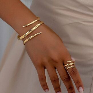 gold bracelet